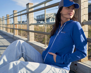 Gals Hoodies & Pullovers